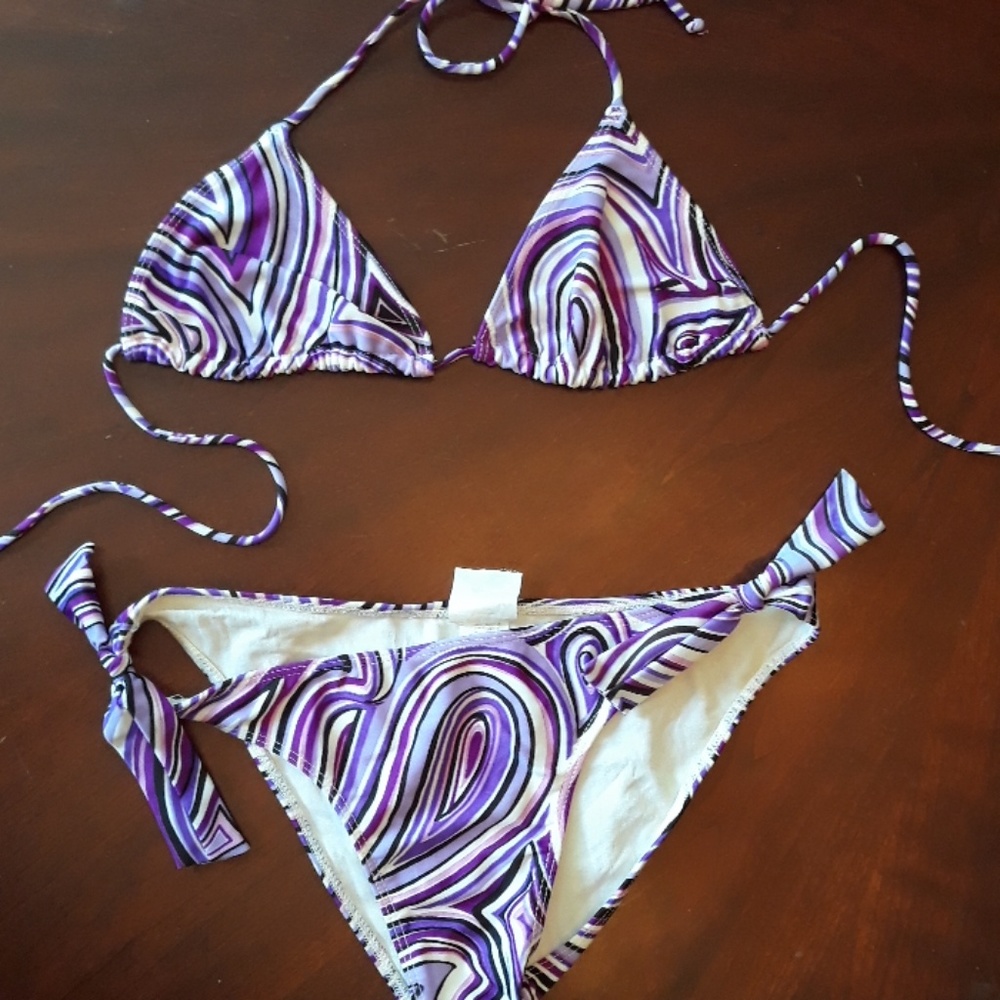 Beautifullll purple swirl swimsuit bikini